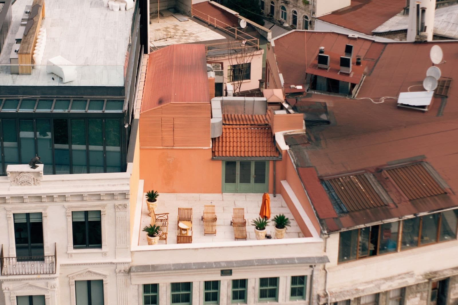 Terrasse à jouissance privative : qui paie l'entretien et la réfection ?